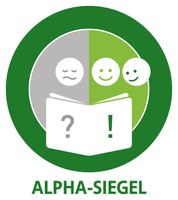 Die ADB hat das Alpha-Siegel! Das Alpha-Siegel zeichnet Organisationen aus, die sich für die Zugänglichkeit für Menschen mit Lese- und Schreibschwierigkeiten engagieren.